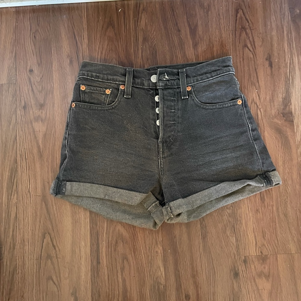 Levi’s shorts